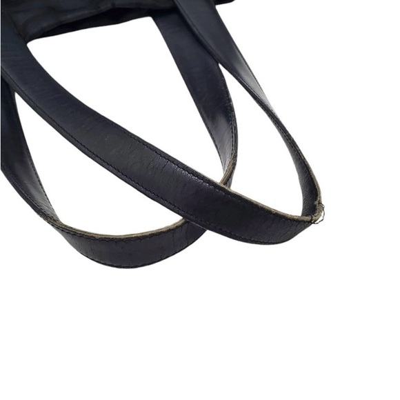 Chanel New Travel Line Tote - Picture 8 of 9